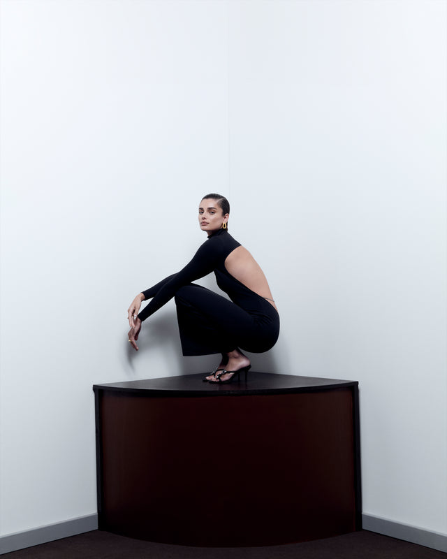 Up And Coming Black Long Sleeve Maxi Dress With Chain In The Back